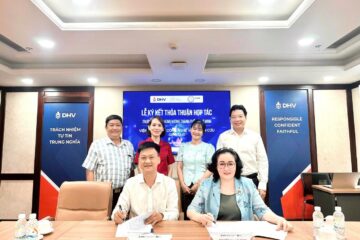 Lễ ký kết hợp tác giữa Trường Đại học Hùng Vương – Thành phố Hồ Chí Minh và Viện Khoa học Công Nghệ và Nghiên Cứu Giáo Dục